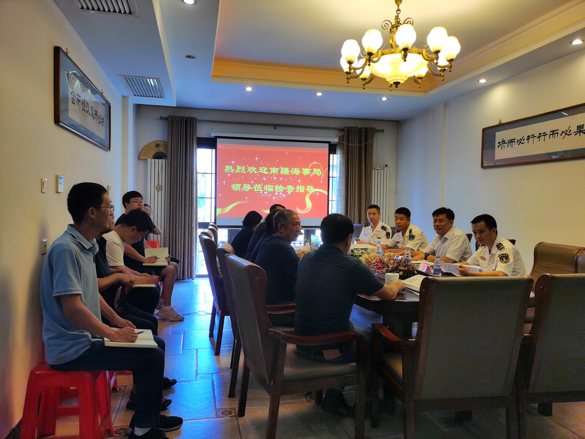 天津南疆海事局監督檢查組莅臨天津浩馳開展半年度安(ān)全管理(lǐ)監督檢查工(gōng)作(zuò)